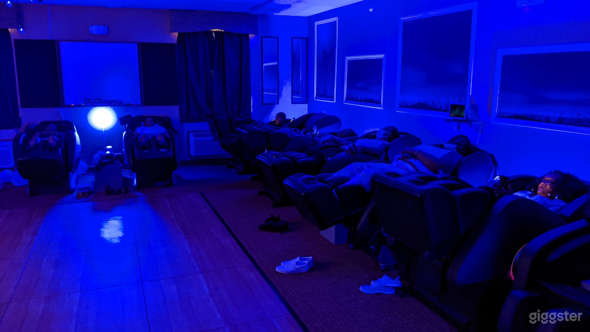 Group Space including Massage, Dancing, Karaoke Photo 2