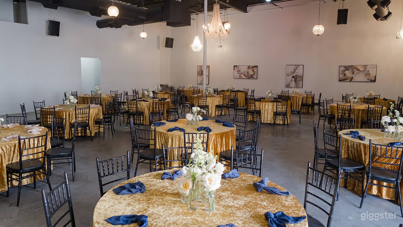 An Industrial Chic Venue in the heart of Houston Photo 1