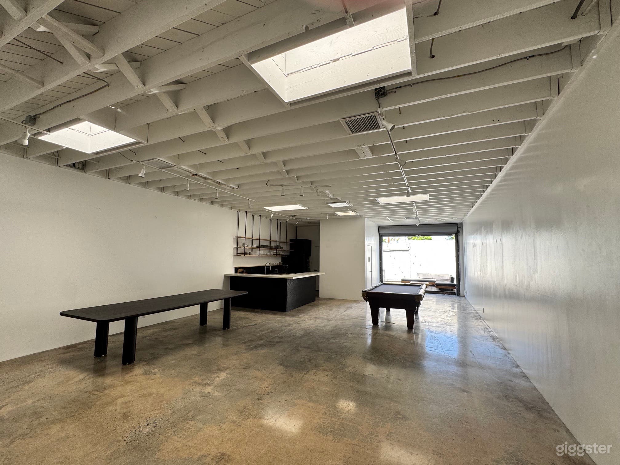 Secret Venice Loft with Bar, Pool Table, Outdoor Lounge Photo 3