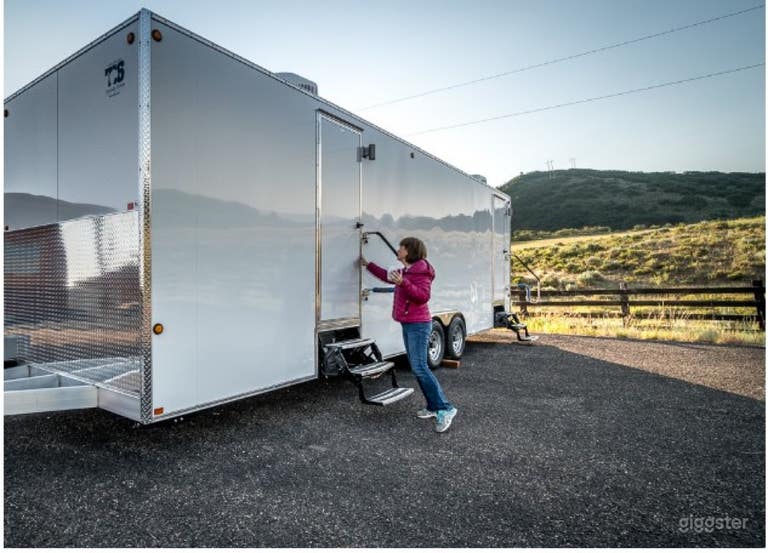  Exterior - now comes with decking 