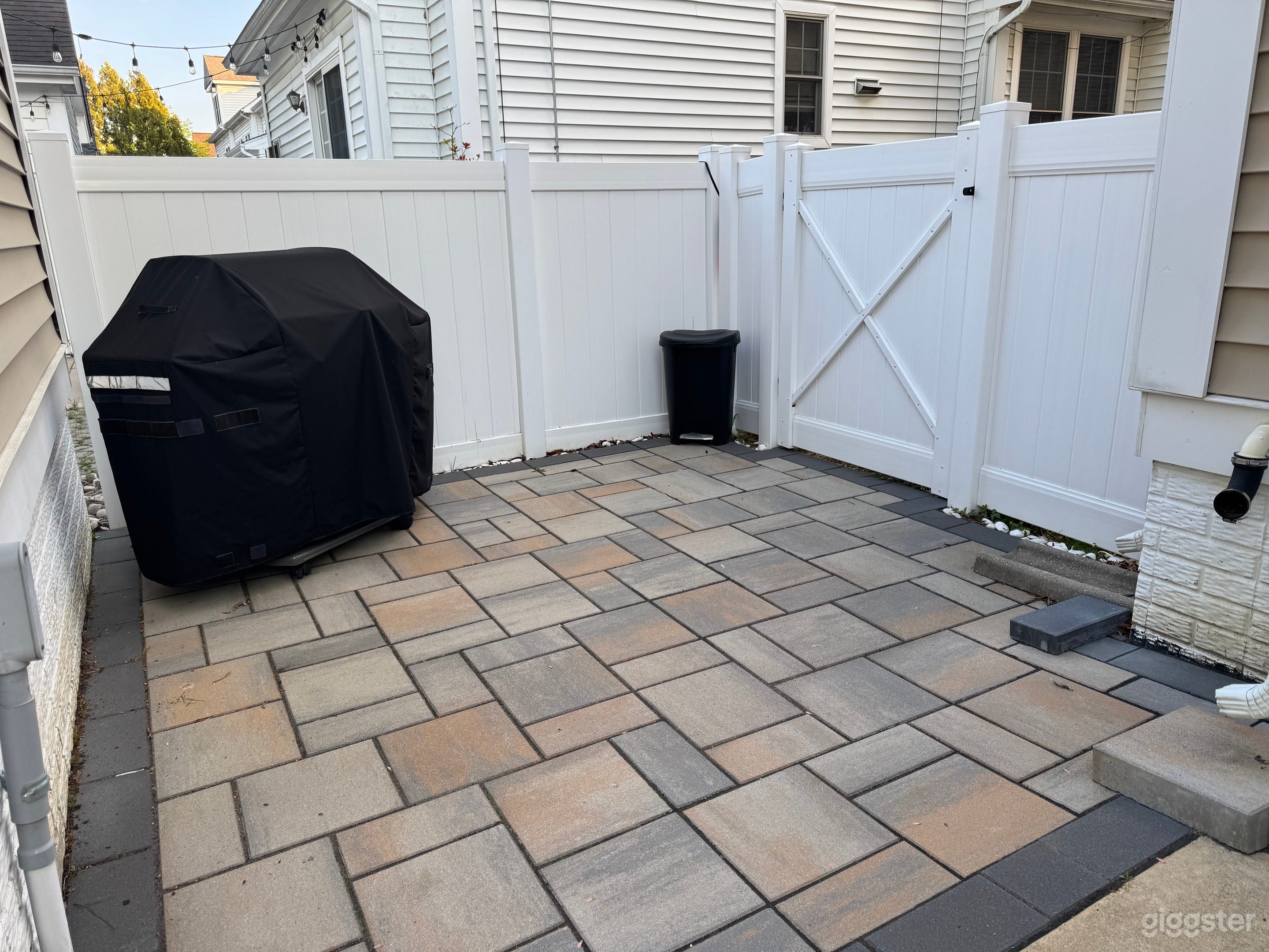 amazing outdoor area with amenities Photo 2