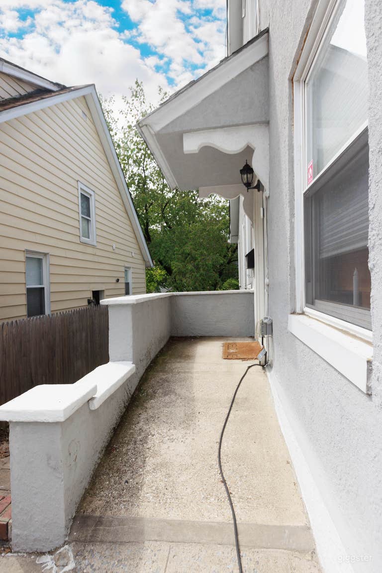  Front ramp entrance to front door (outlet box) 