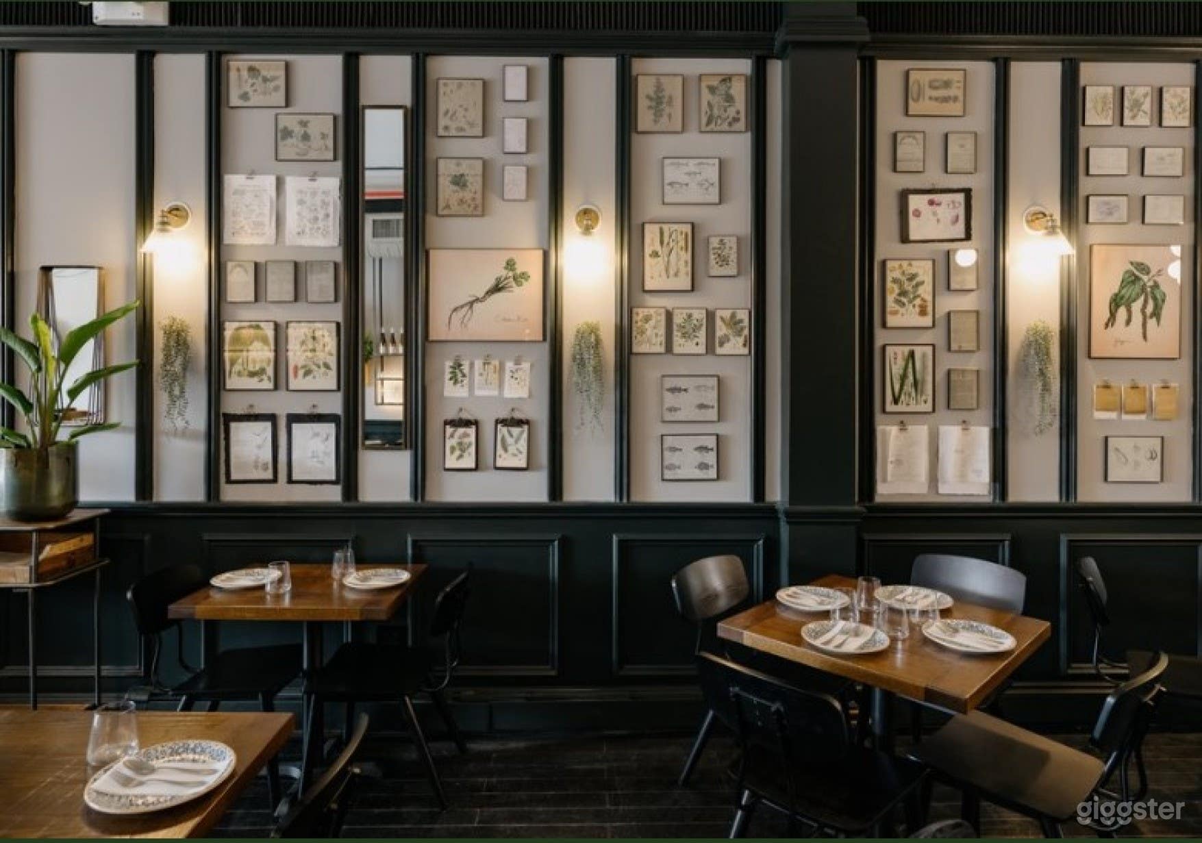 Thai Themed Main Dining Are With A Bar Photo 3