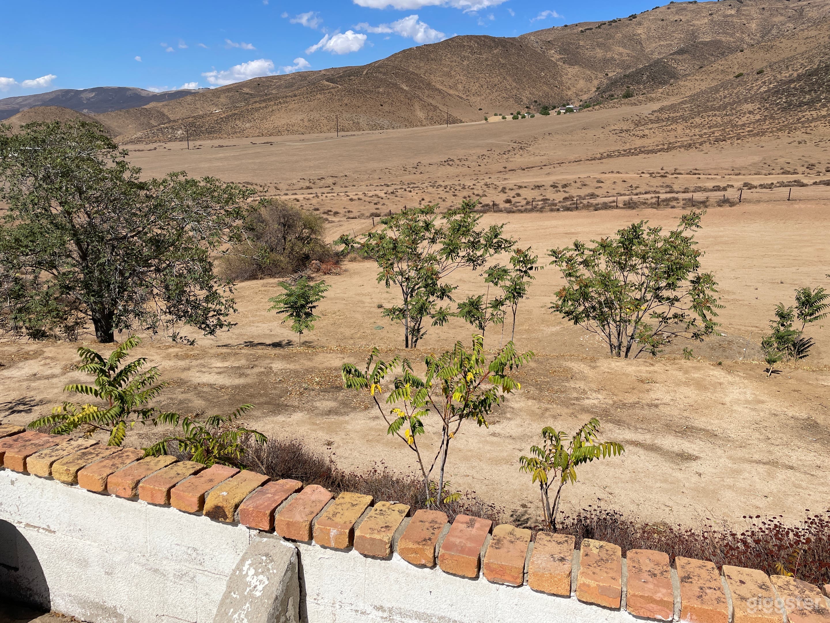 Spanish ranch style .  Photo 1