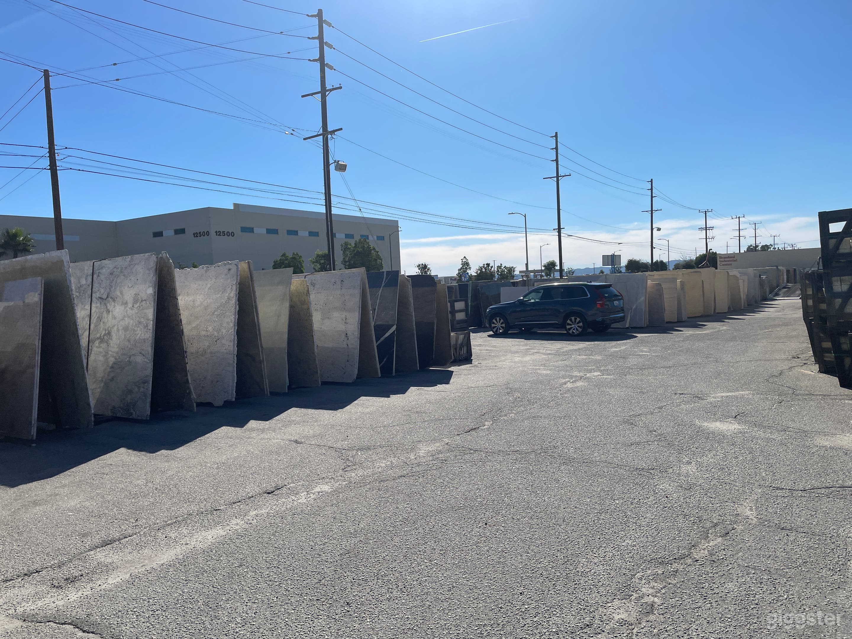 Large Marble Slab & Tile Distribution Warehouse Photo 2