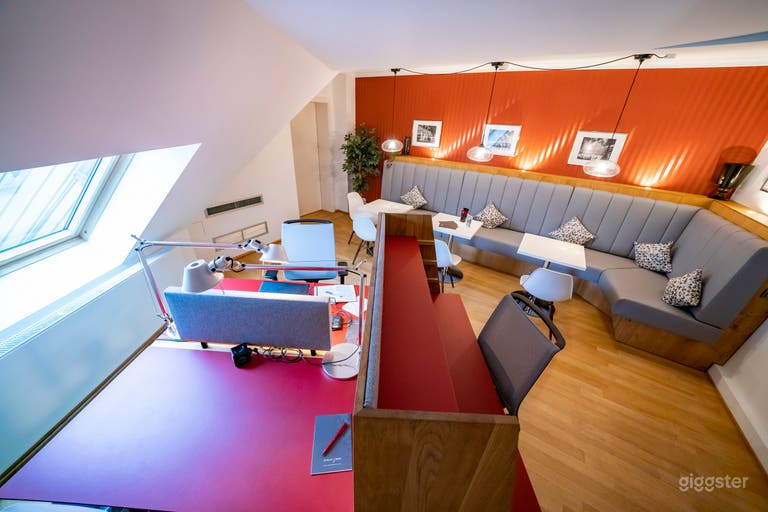  Business Center with Premium Lounges 