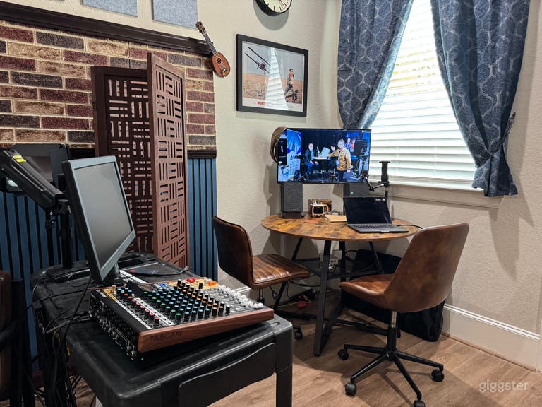  Work area, content review 