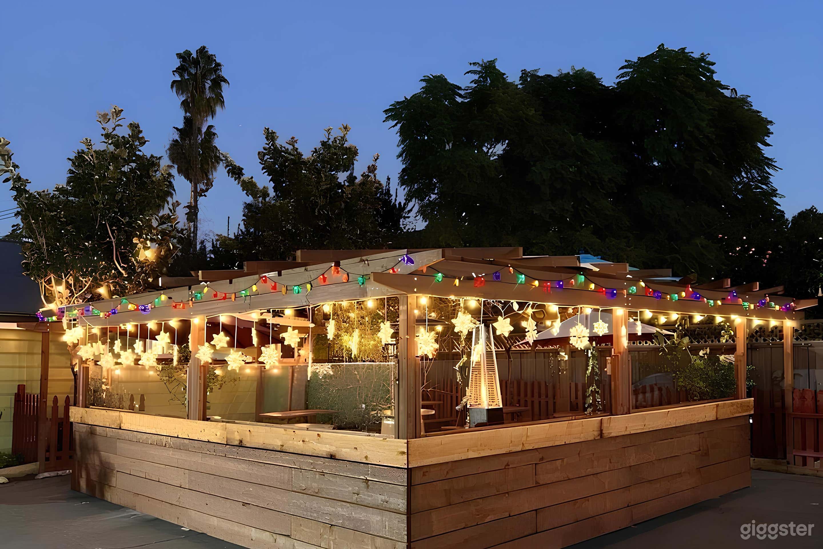 Outdoor Vegan Dining Photo 4