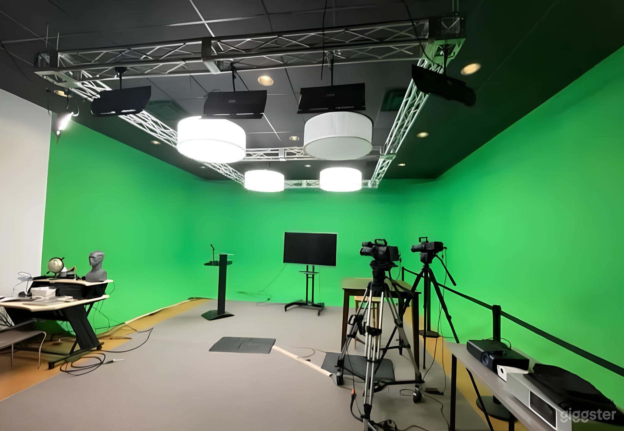 Green Screen & Production Room Photo 1