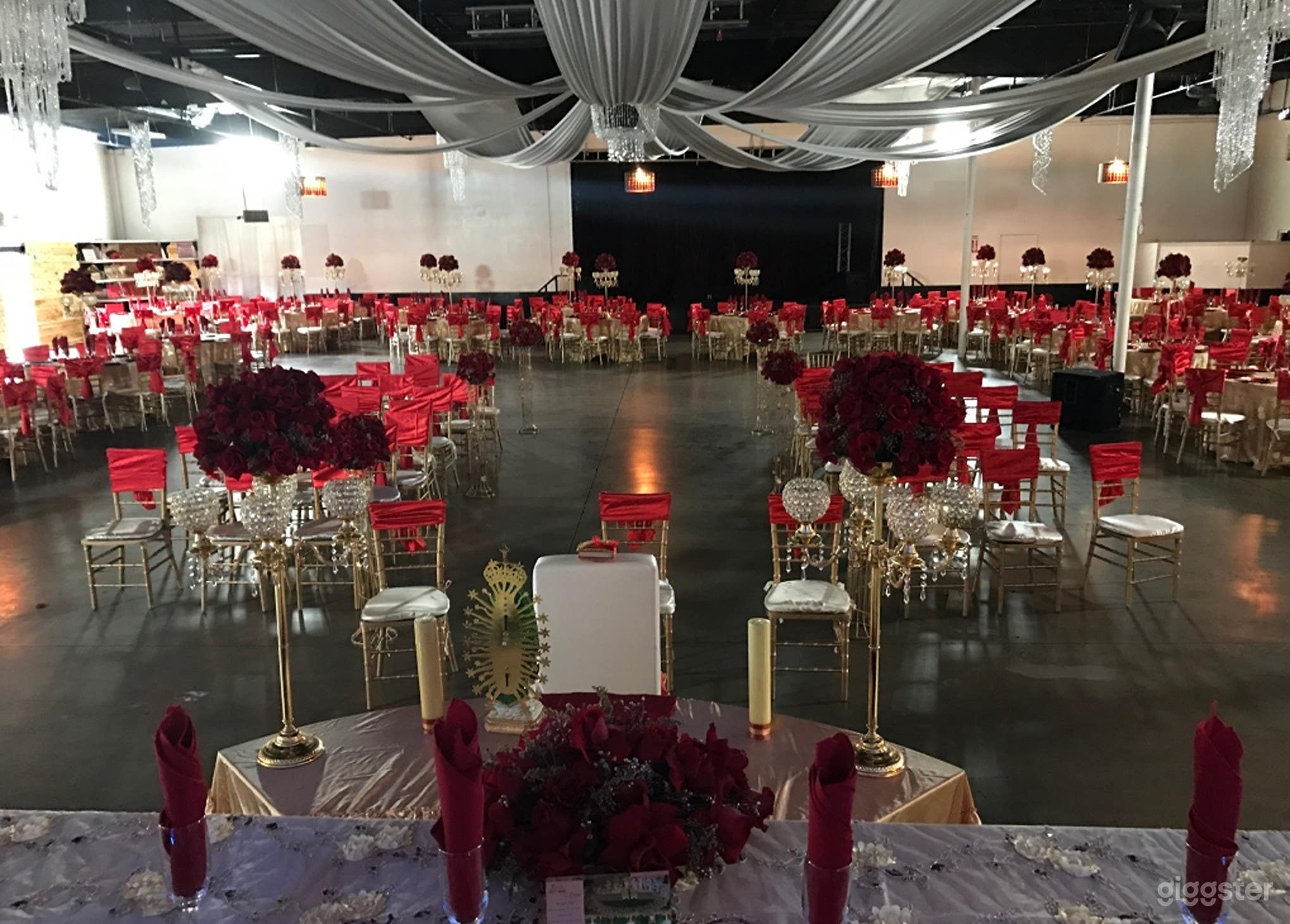 Elegant &amp; Flexible Event Space Photo 1