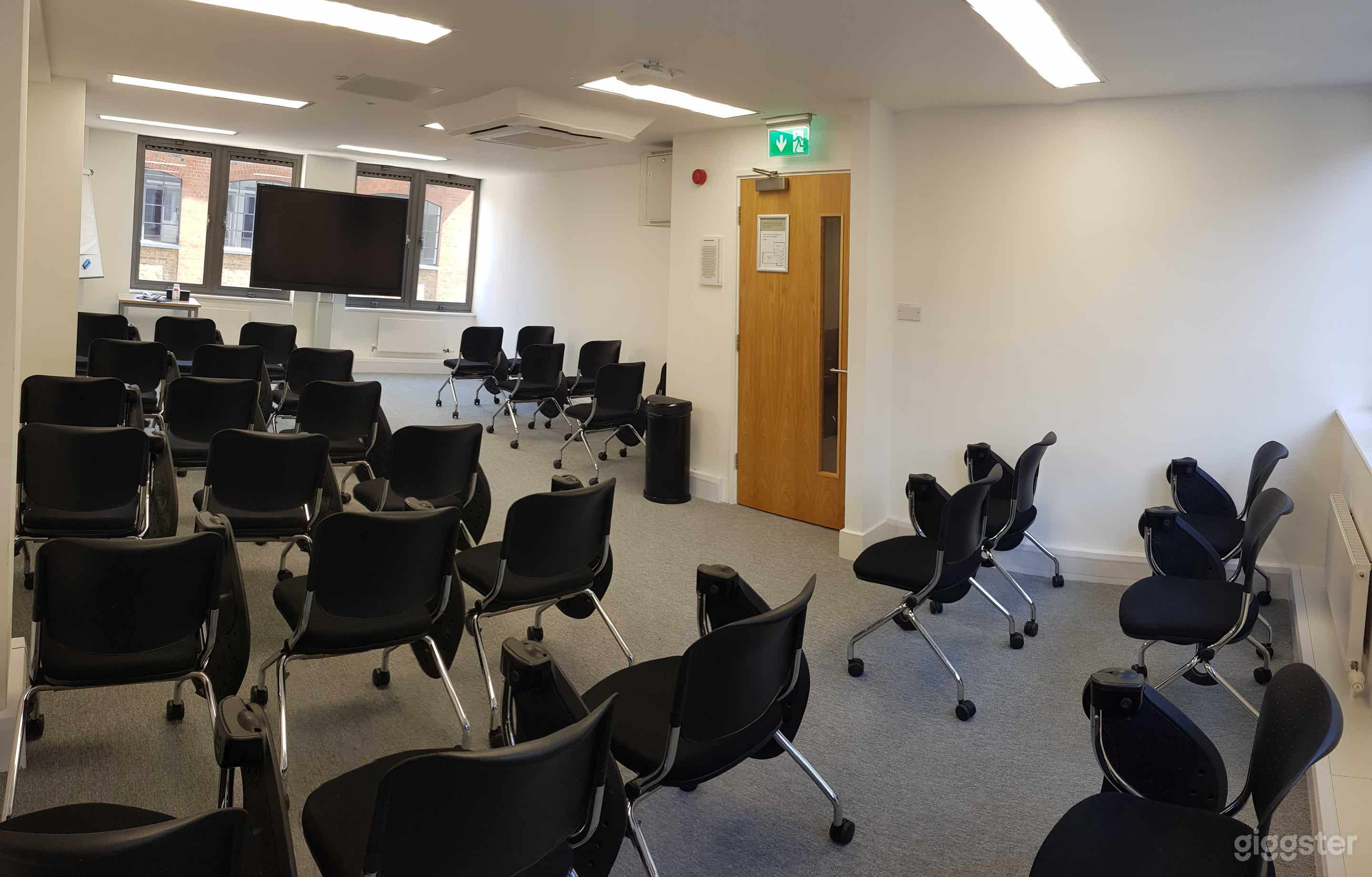 Pankhurst Room Photo 1