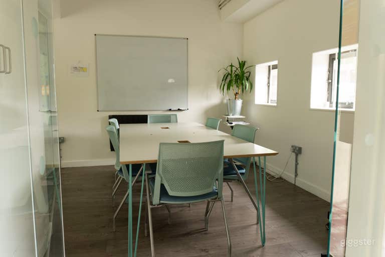  Natural Light Office - Flexible Space 