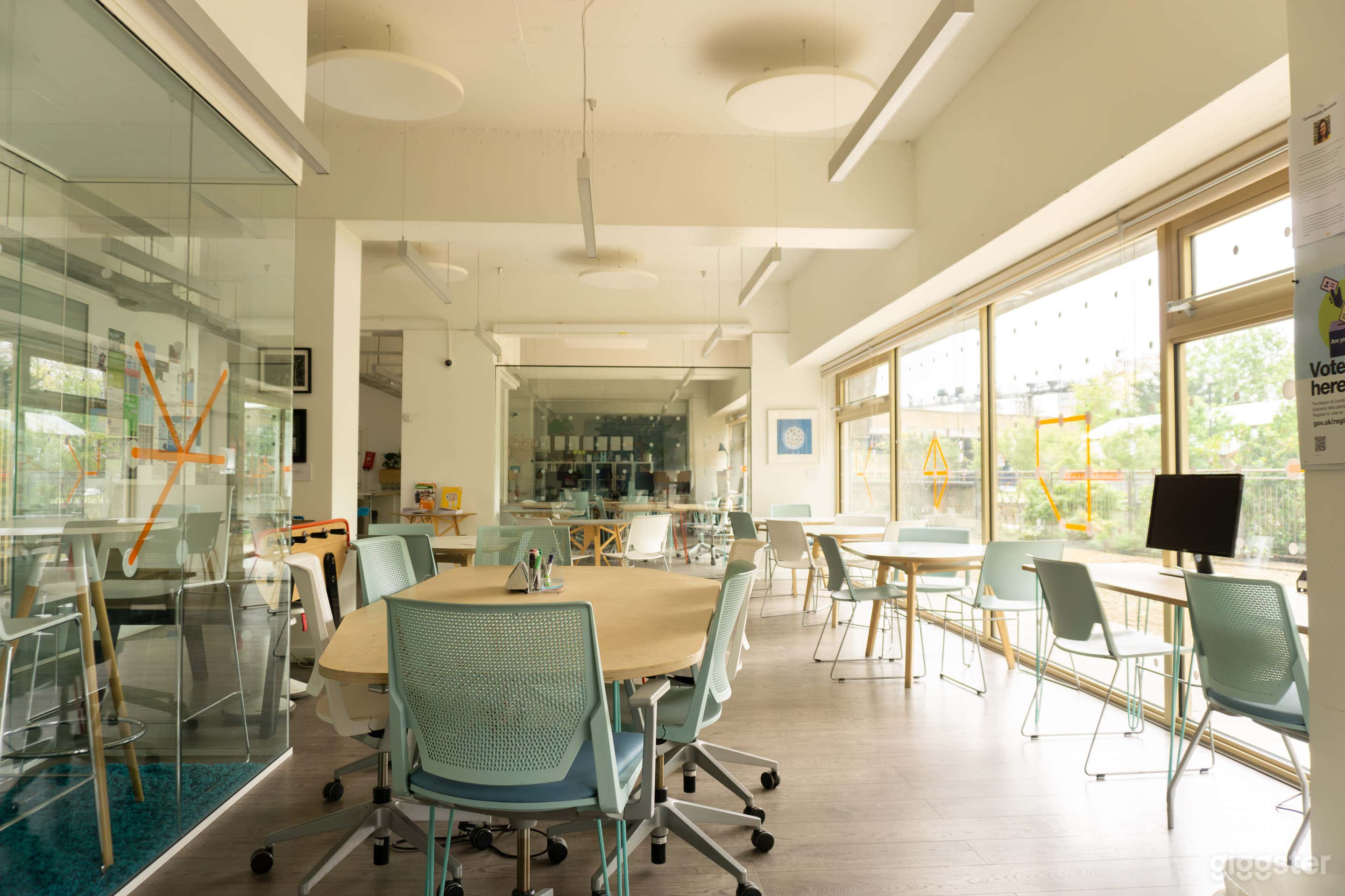 Natural Light Office - Flexible Space Photo 2