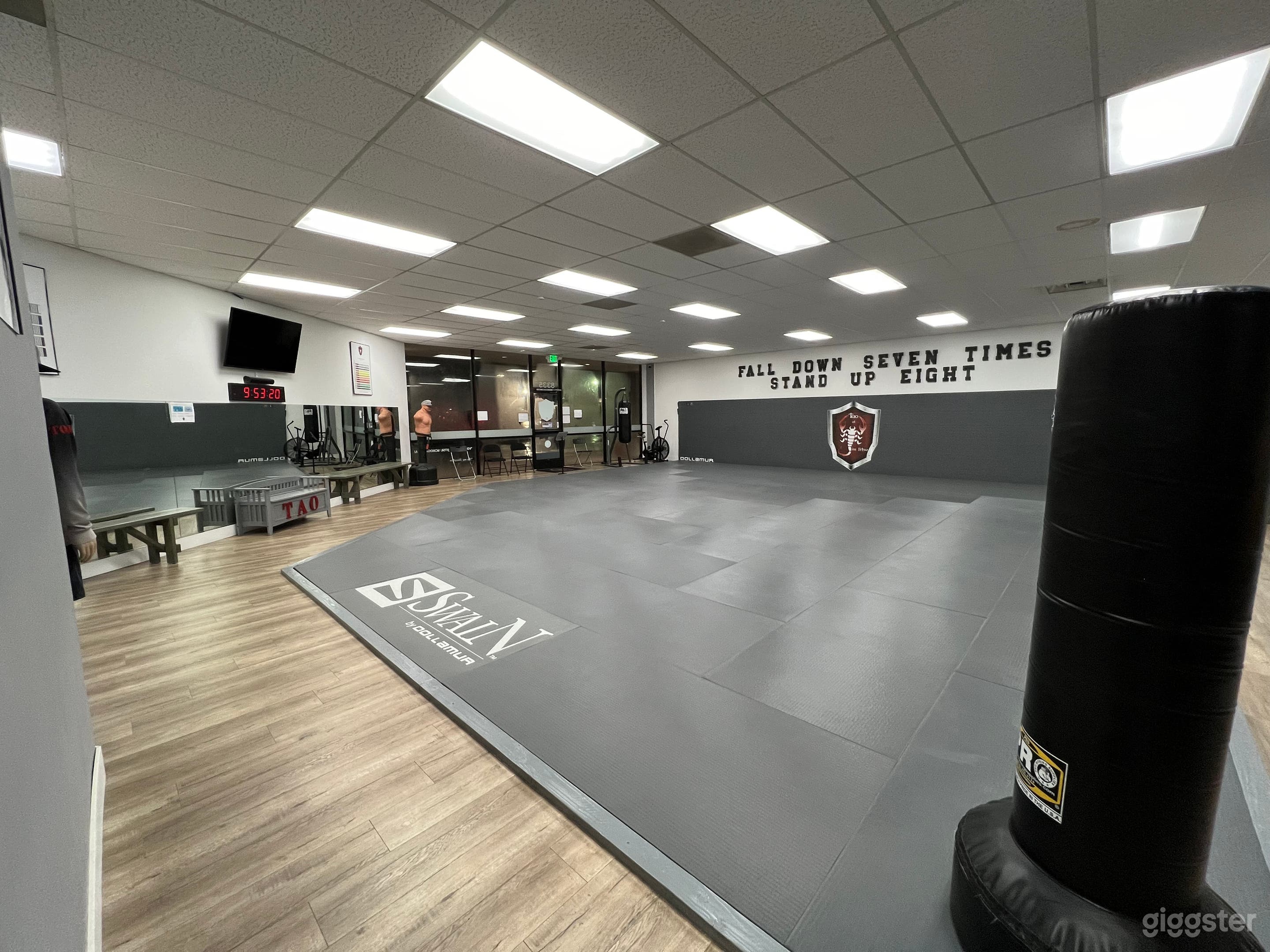 2,400sf with mostly mat space and seating around the studio. WiFi, TV and Bluetooth audio connection available. 