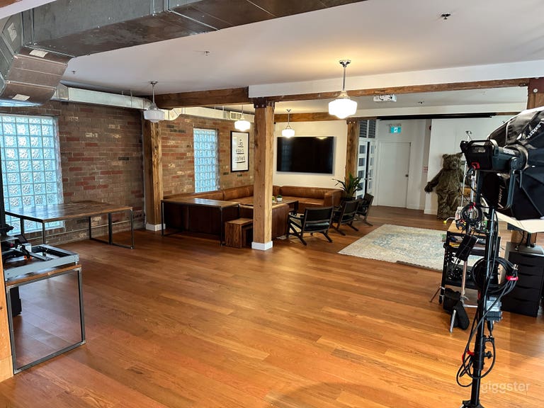  Downtown Loft Production Studio with Natural Light  