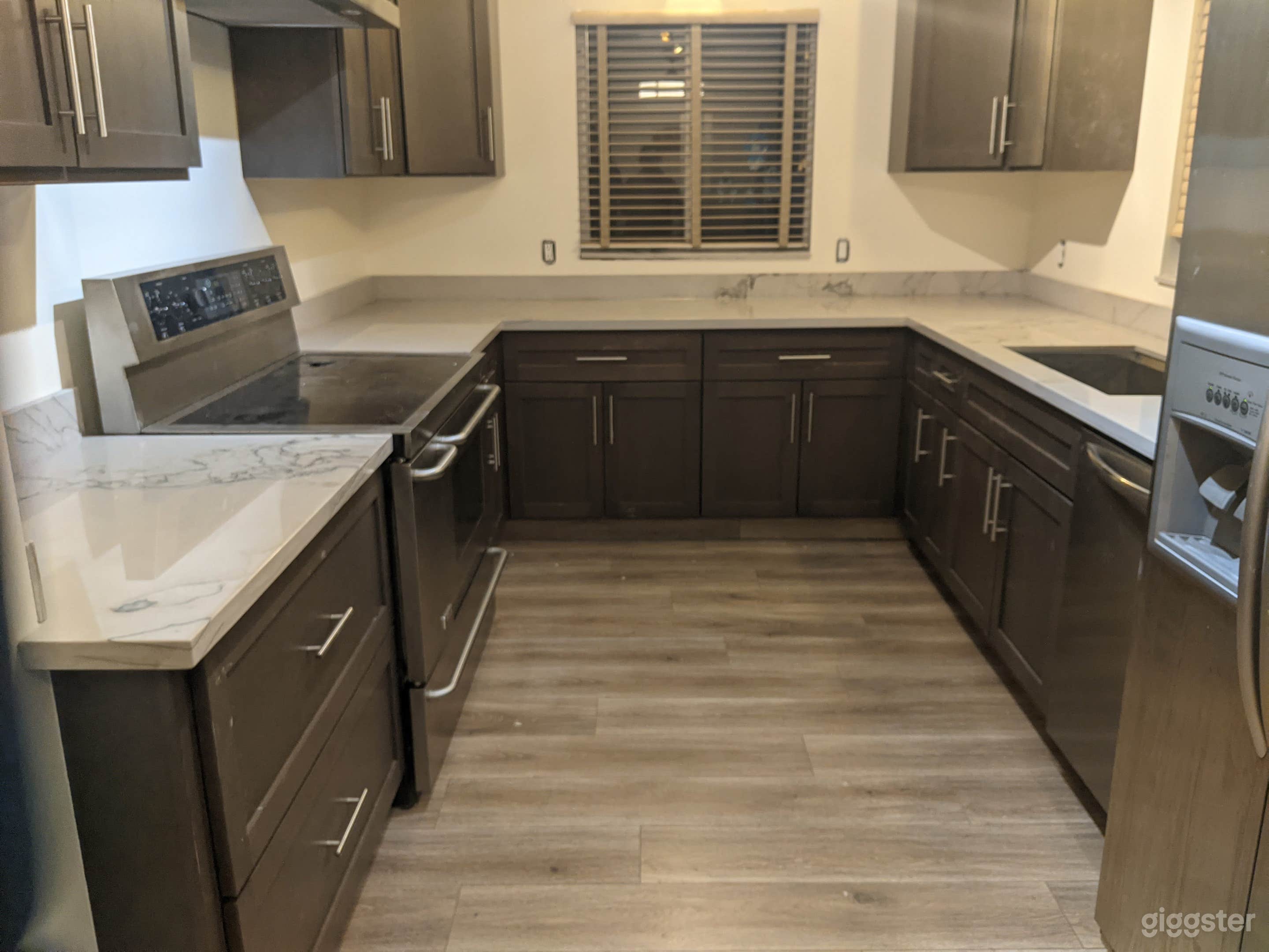 Tranquil Hillside East Bay Home Photo 3