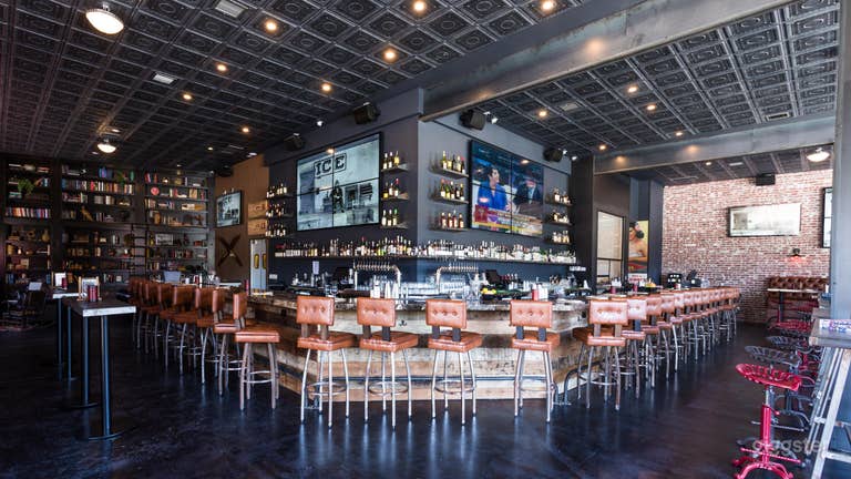  Bar deportivo y Speakeasy en West LA 