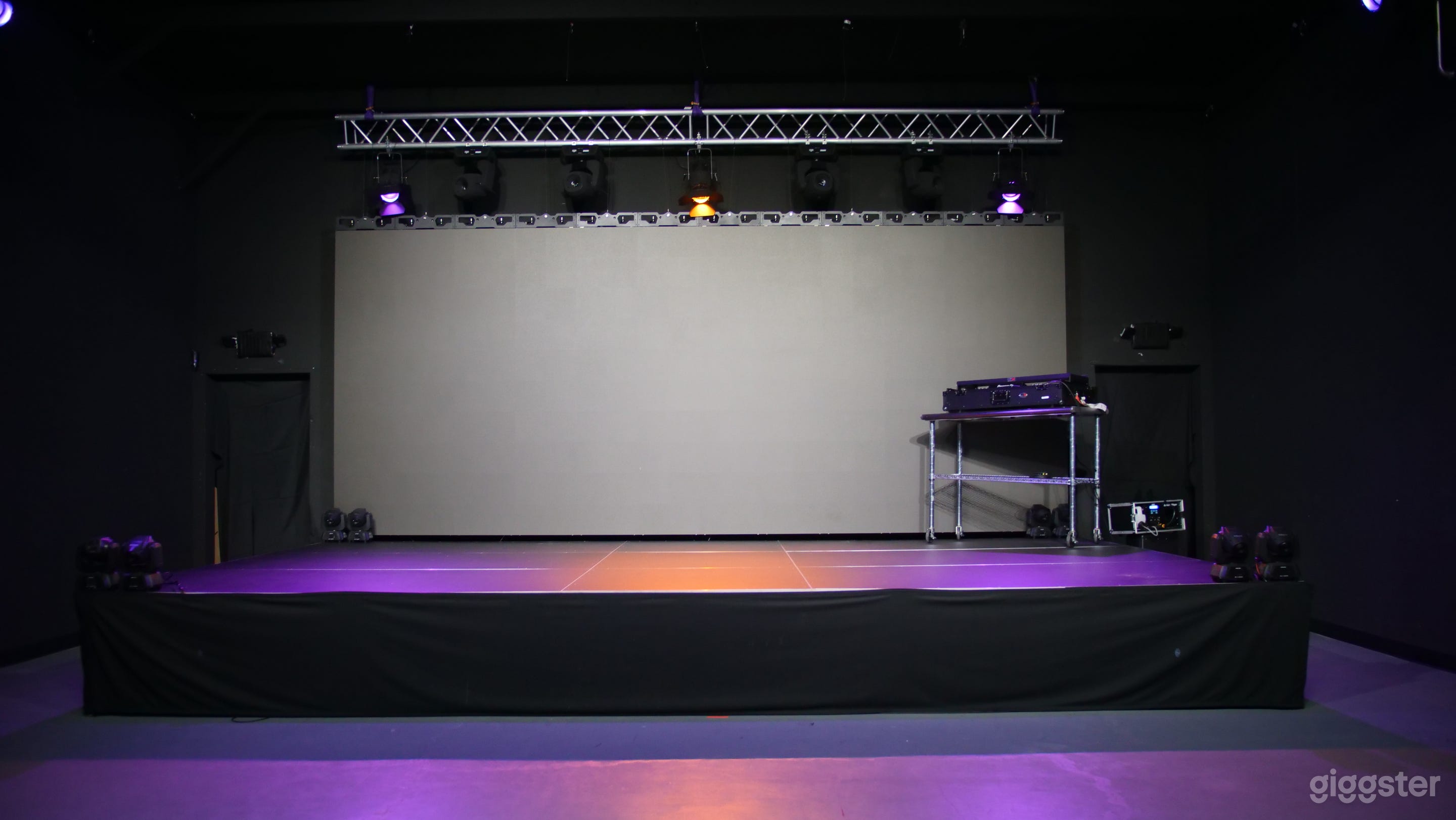 Indoor Concert Stage for Rehearsal and Concerts Photo 2