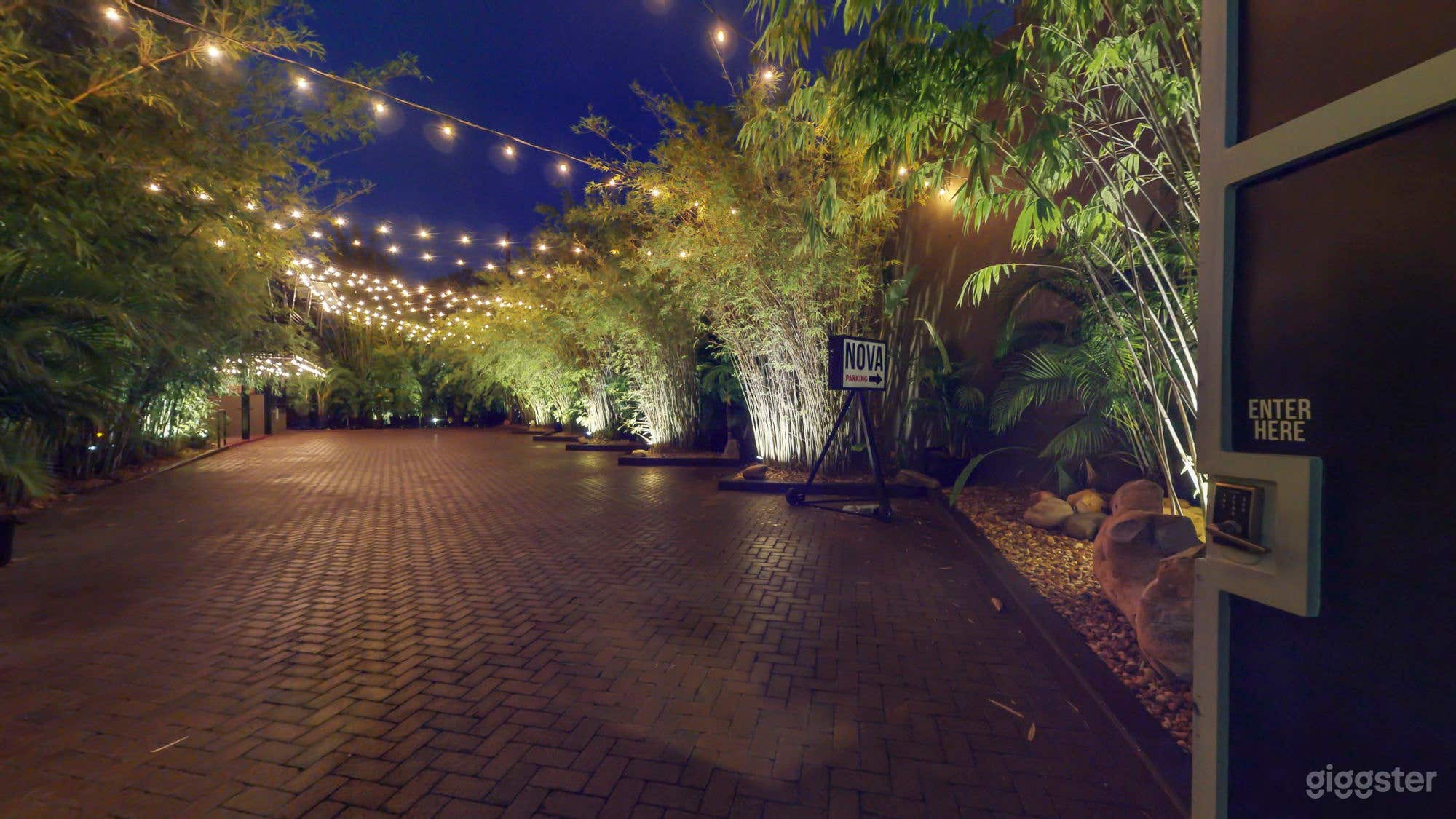 Historic 1920 Modernized Unique Event Space Downtown St Pete Photo 2