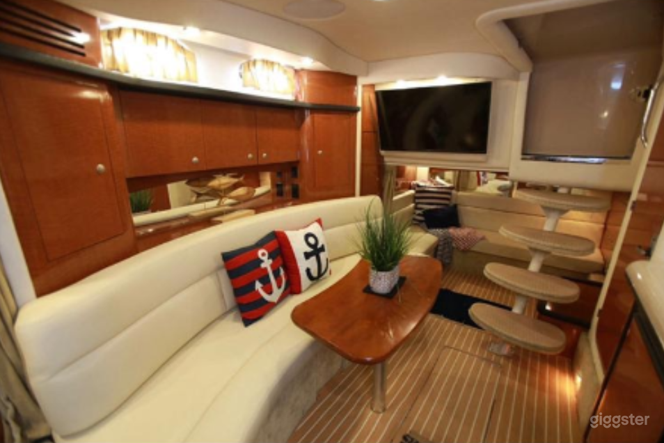 Fascinating 38ft Sea Ray Armando Party Boat Space Events Photo 1