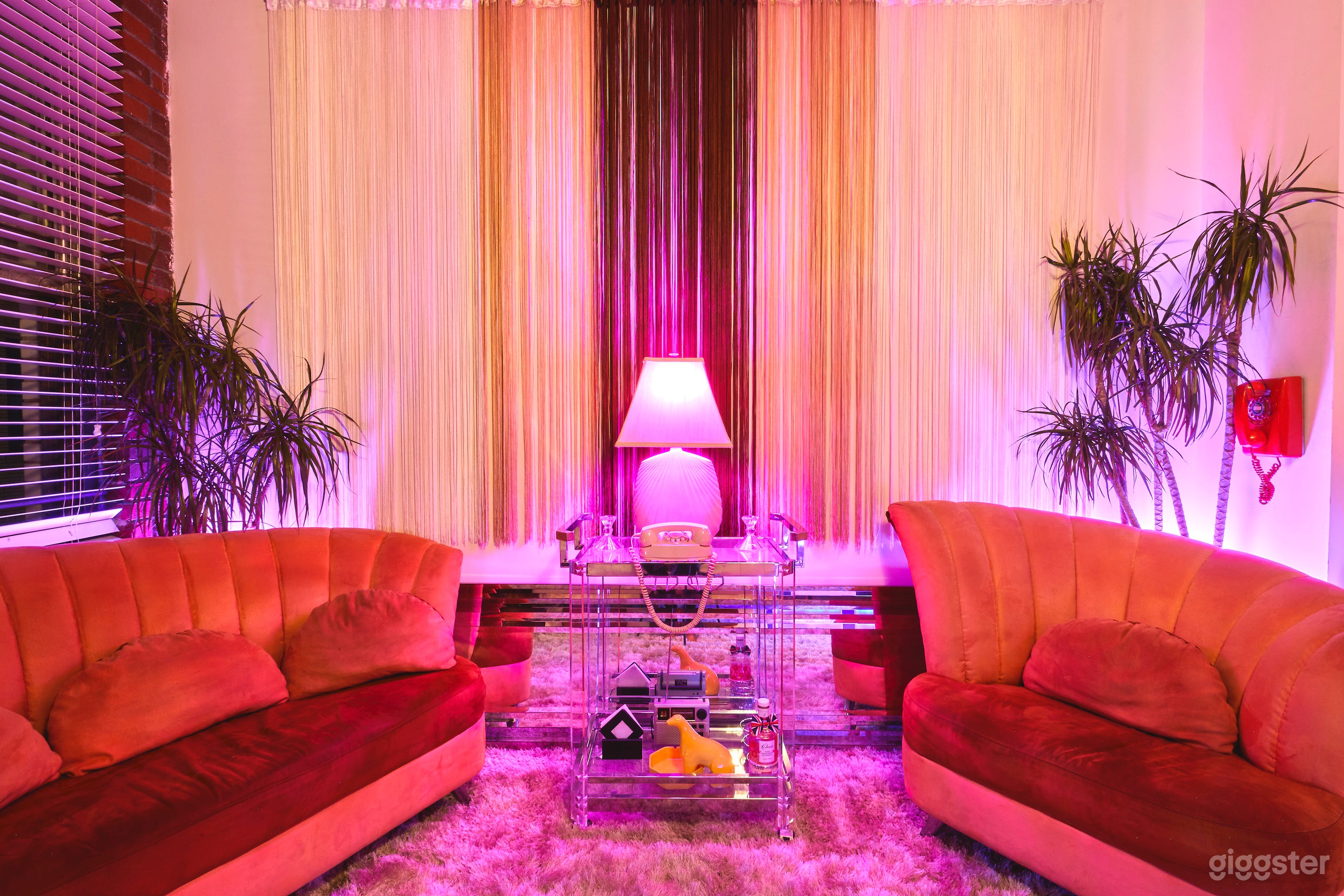 DTLA Lush Art Deco Loft Photo 1