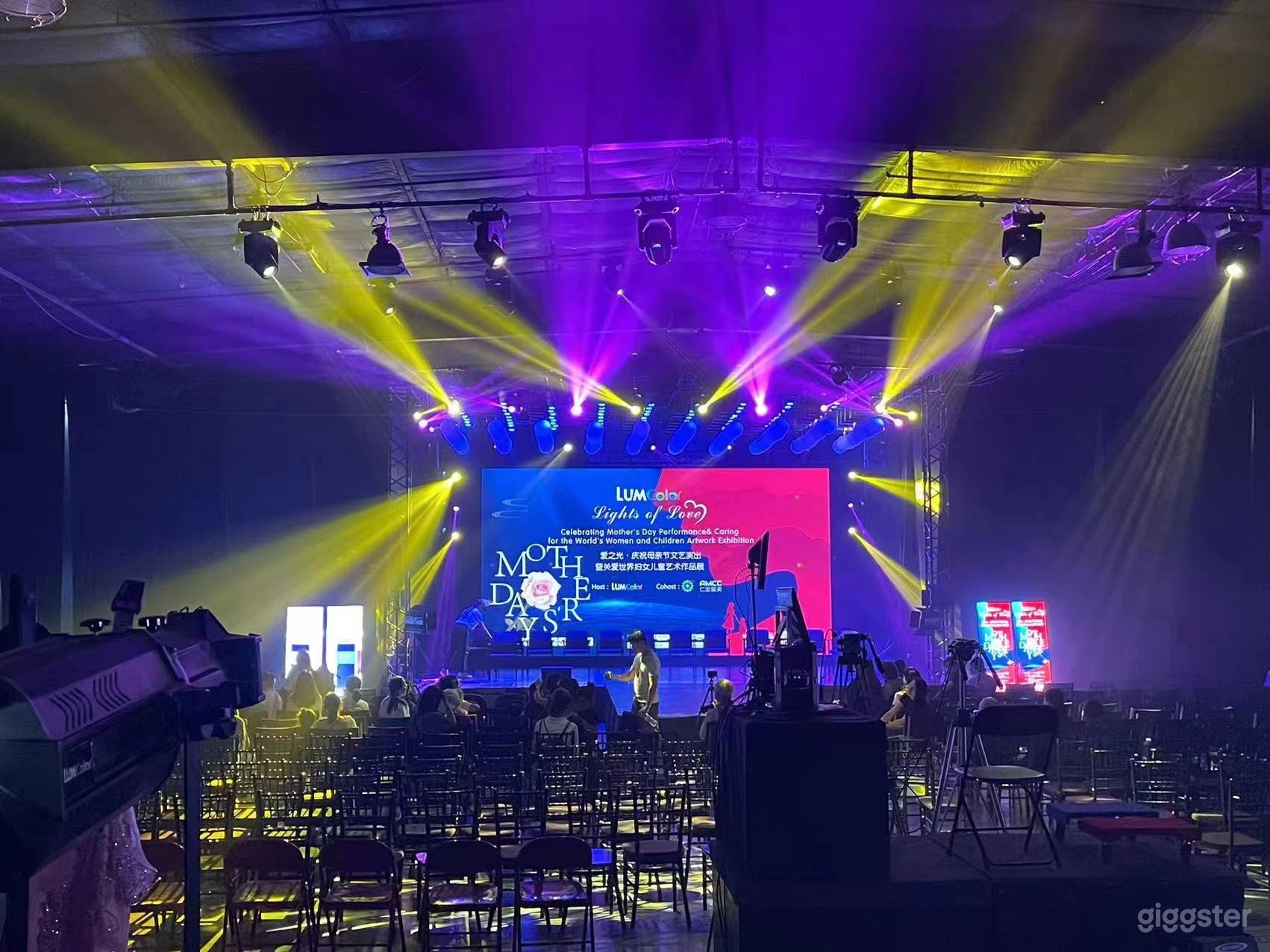 "Phoenix Center" Photo 3