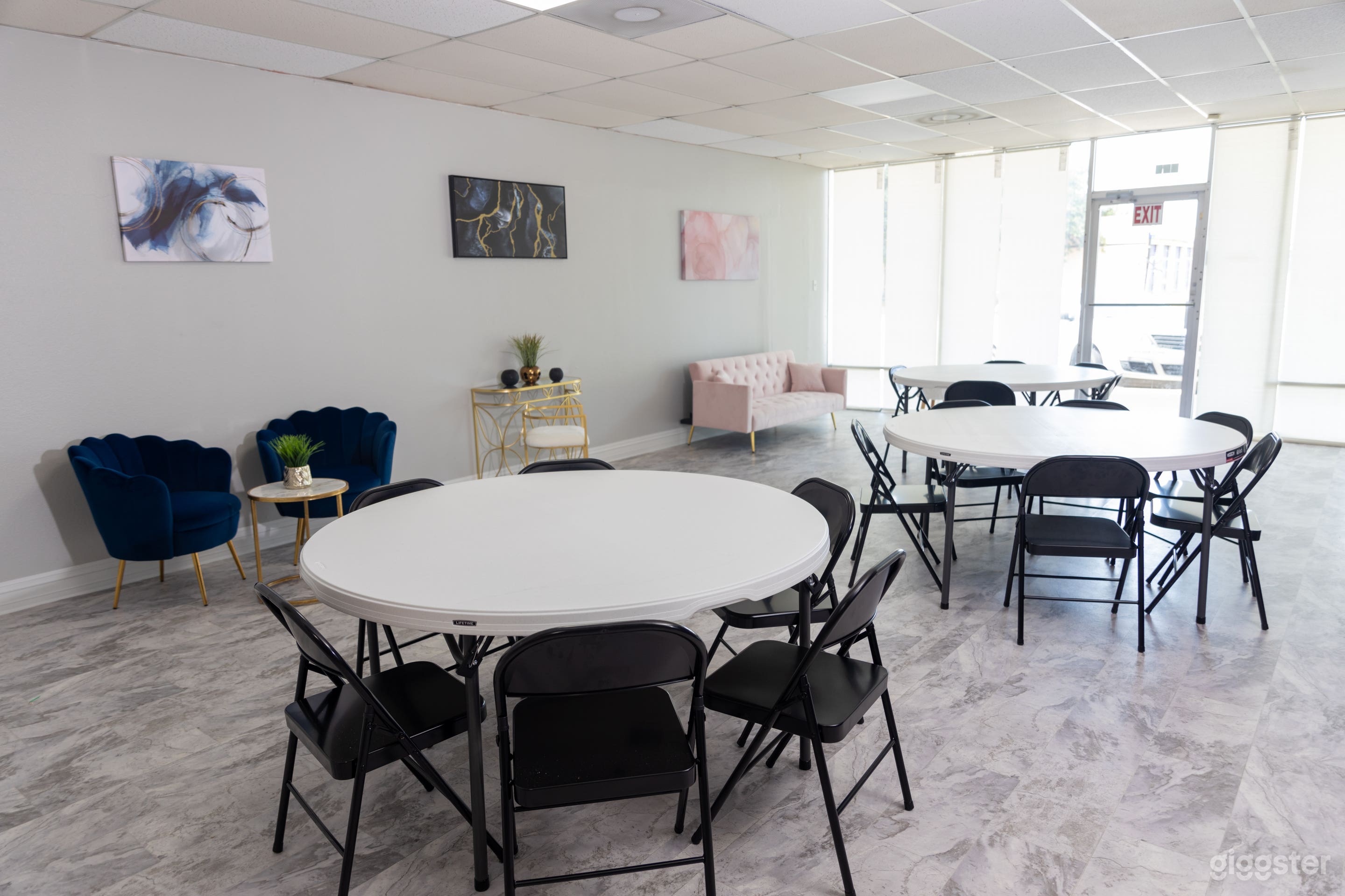 Space is big enough to host small event up to 25 people can be accommodated comfortably. 