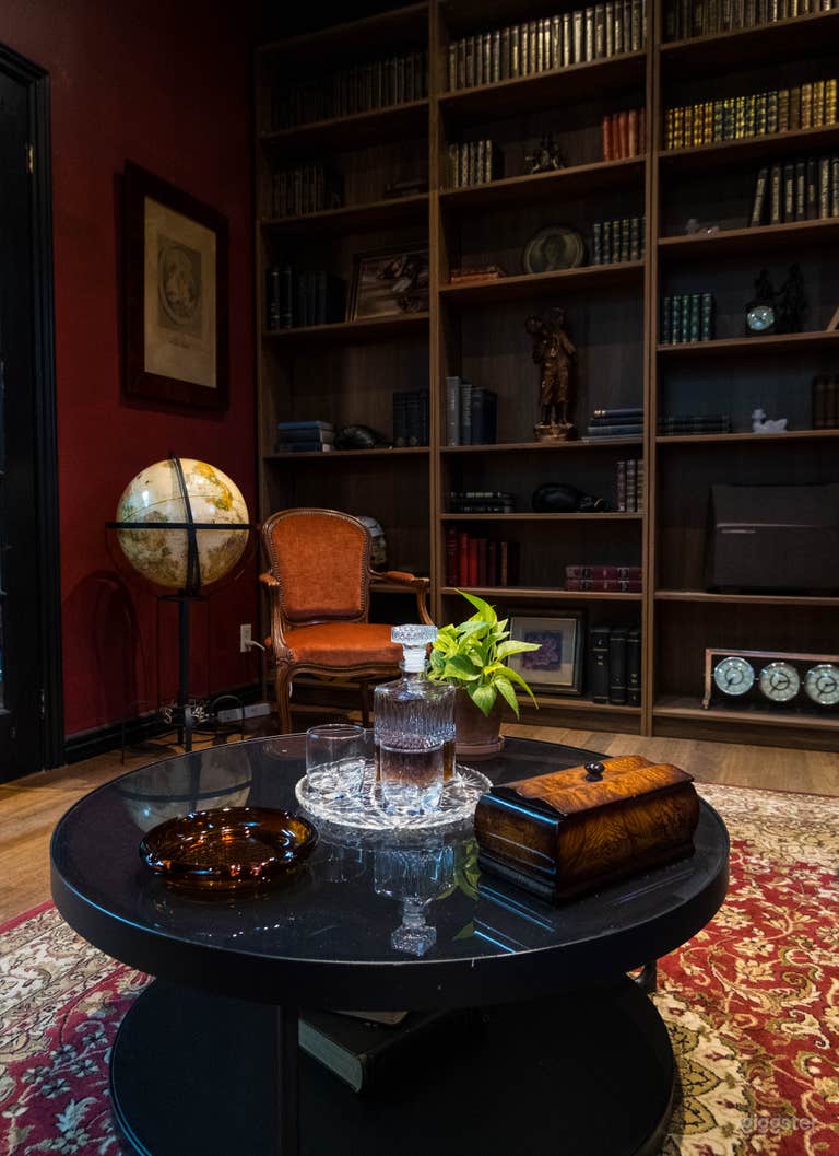  Creative Studio in Montreal | Multi-Set Film & Photo Studio 