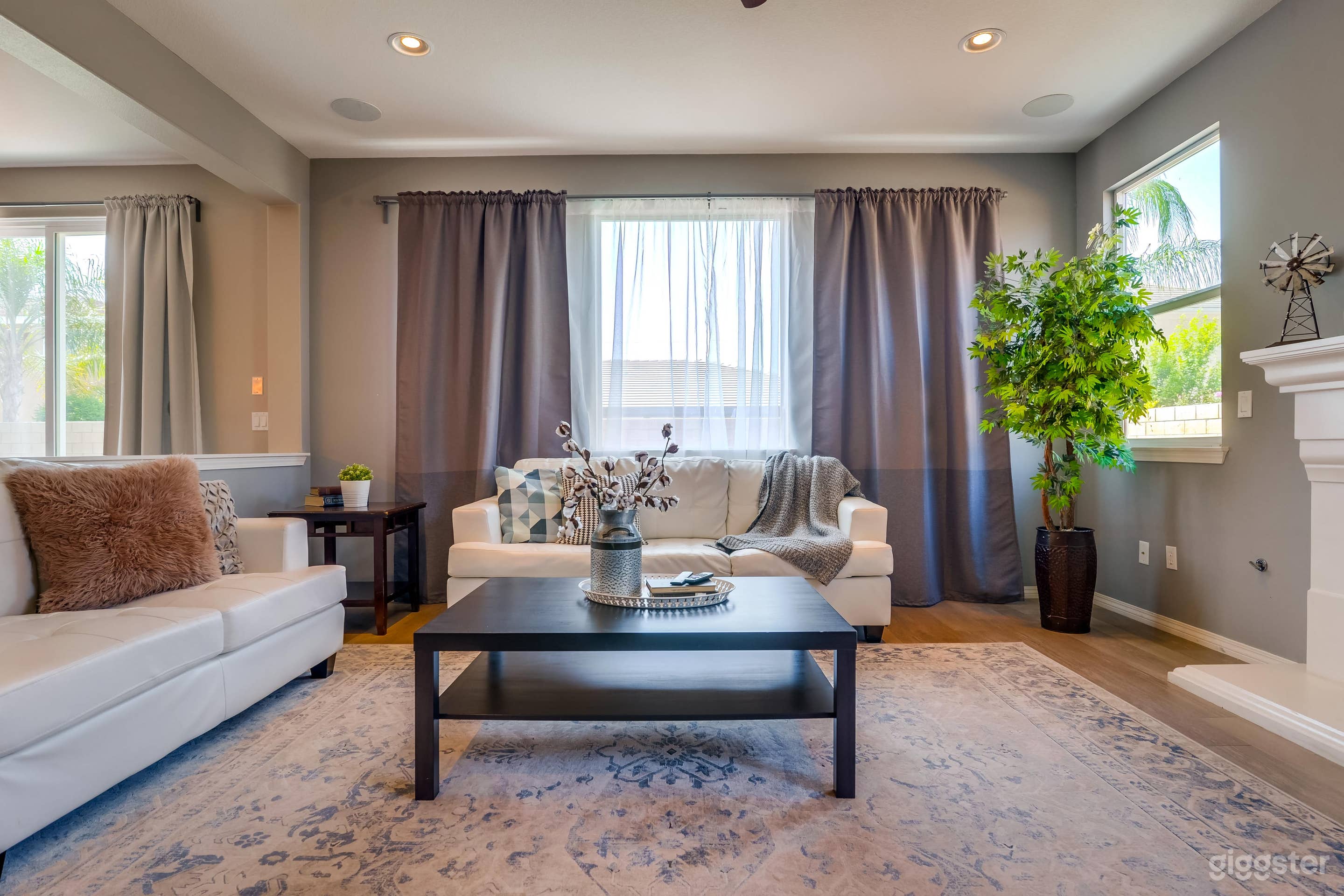 Sunbathed Farmhouse Inspired Home Photo 1