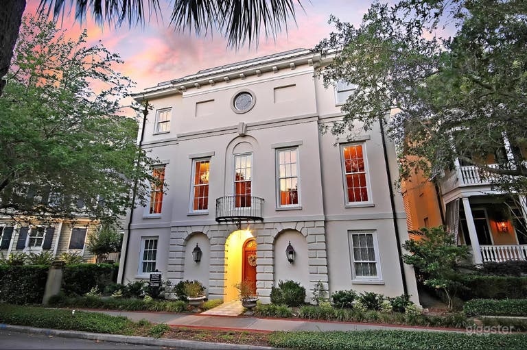  Glamour hollywoodien dans une villa privée européenne, Charleston 