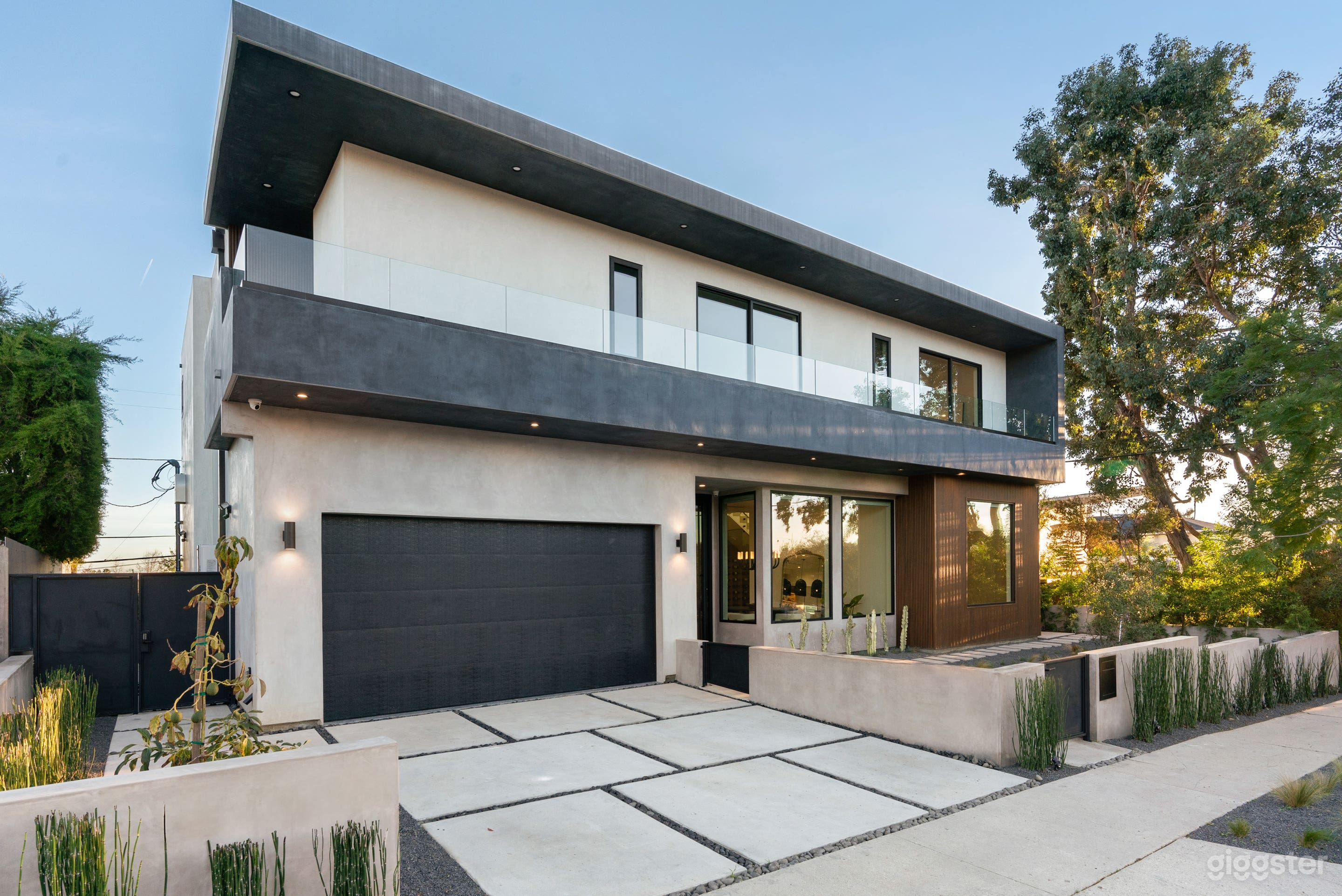 Westside Cali Oasis Photo 2