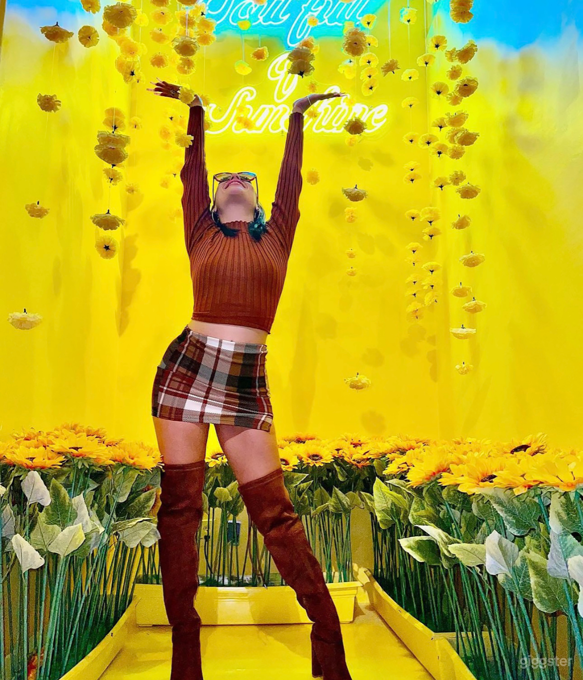 Colorful Photography Space with more than 20 sets! Photo 3