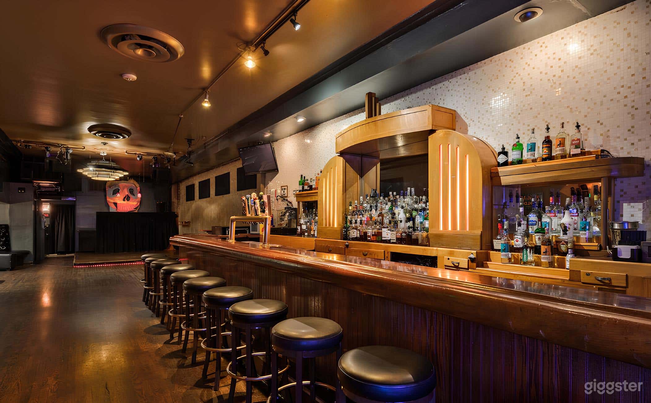 Subterranean Intimate Lounge Photo 3