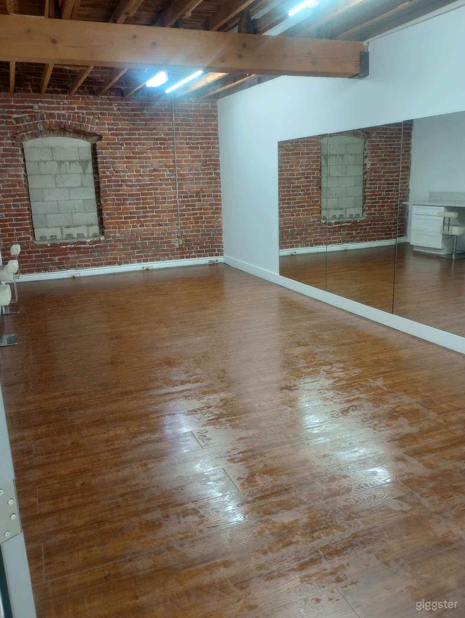 Airy Studio Dance Room 1 DTLA Photo 2