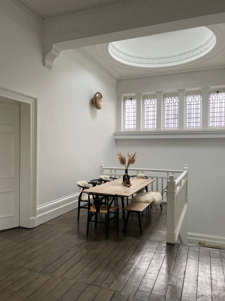  Sunny 1890s Victorian Upper Conversion, Cuppola & Cinema 