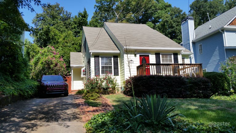  Front of house 