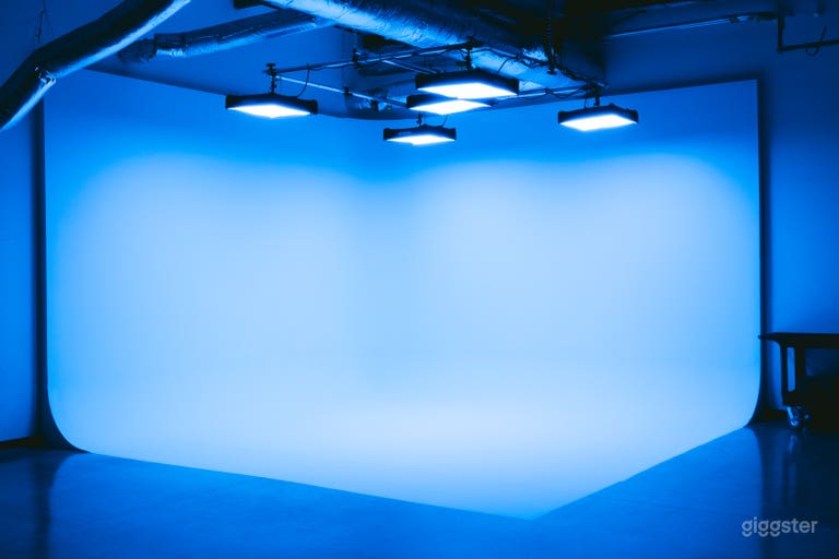  Fully RGB LED White Cyclorama & Production Studio 