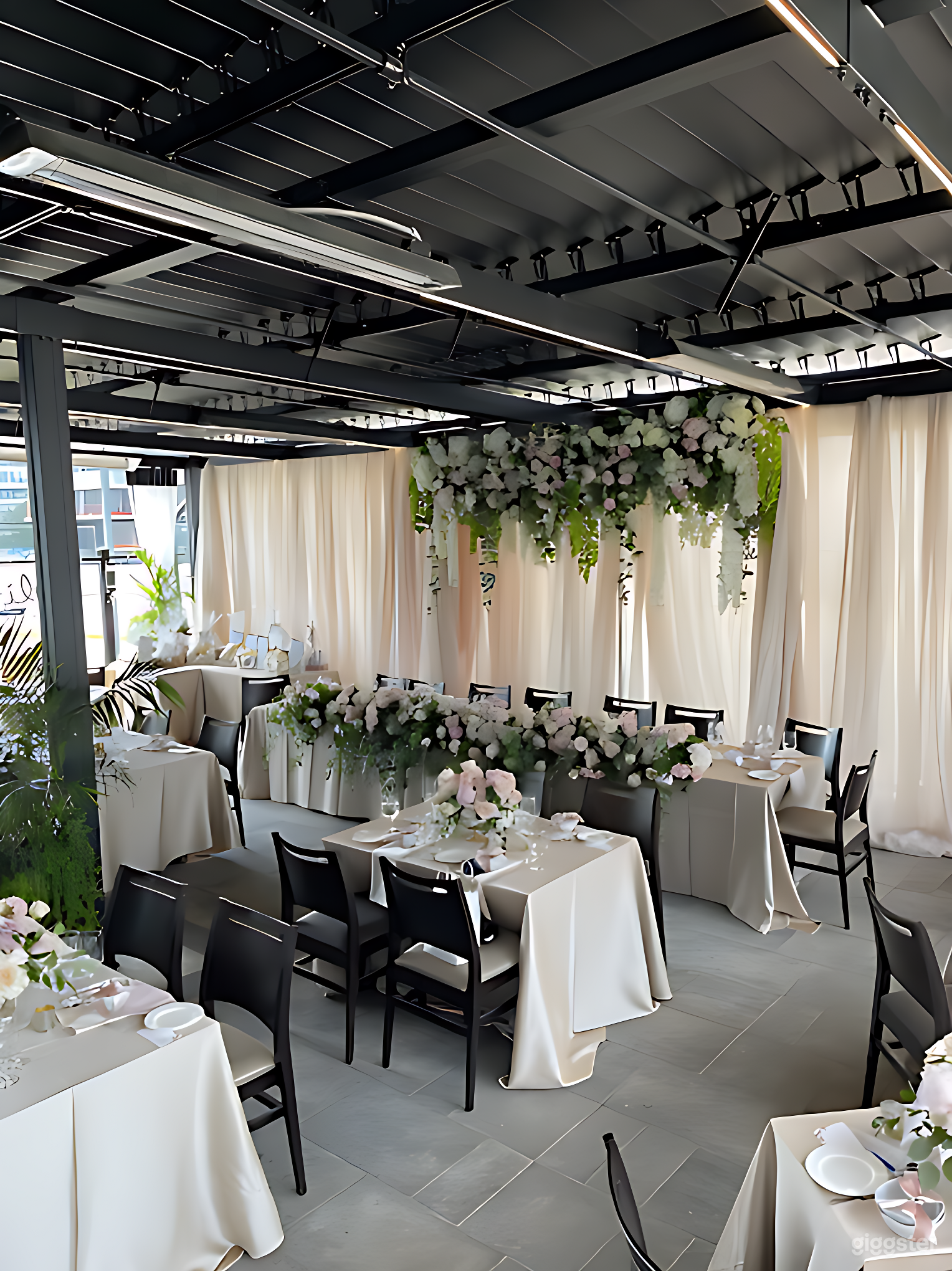 Covered Patio with City Views Photo 2