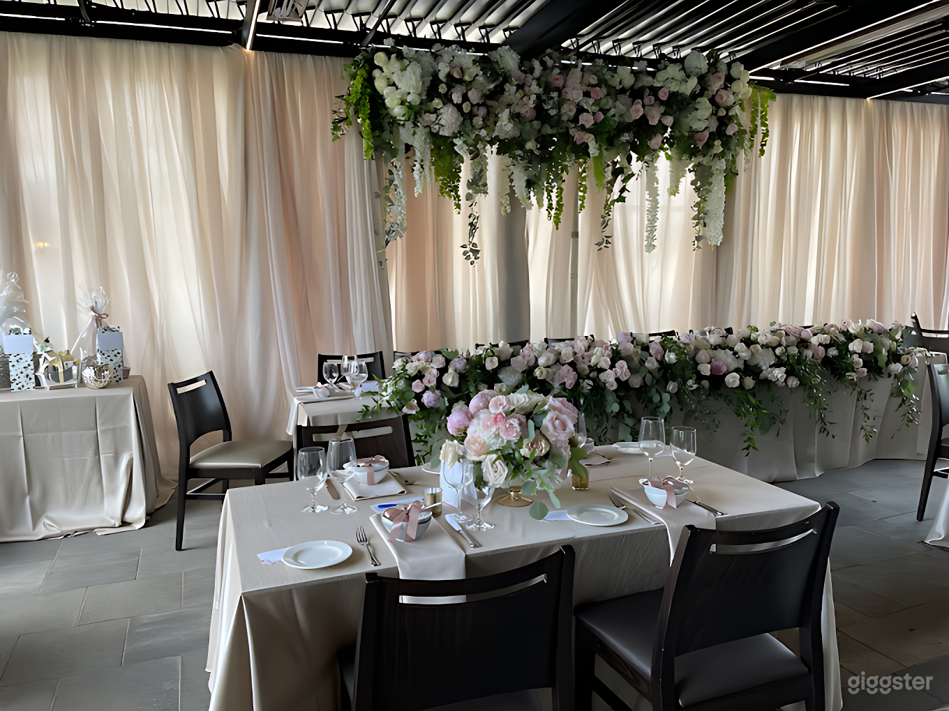 Covered Patio with City Views Photo 3