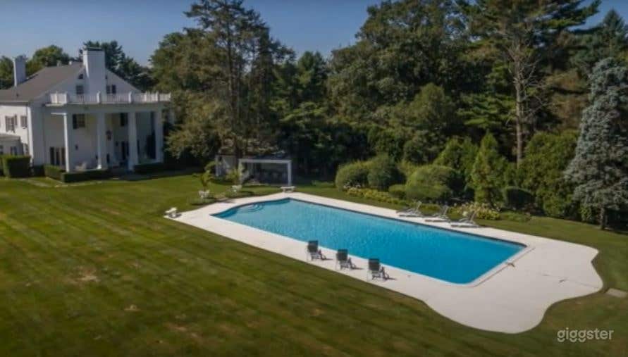 Gated Estate's Olympic Sized Pool Photo 3