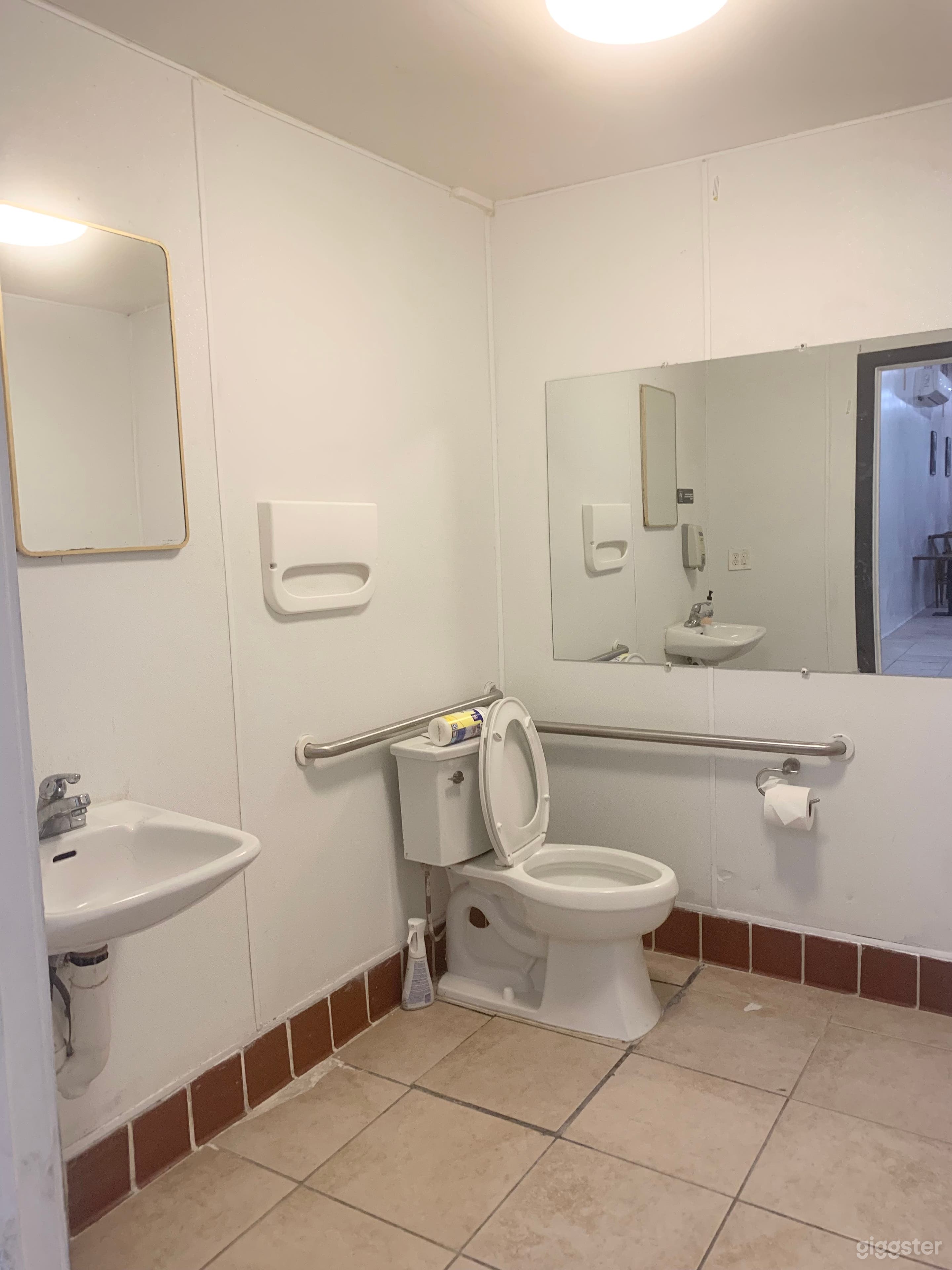 Tel Urban Cafe Photo 4