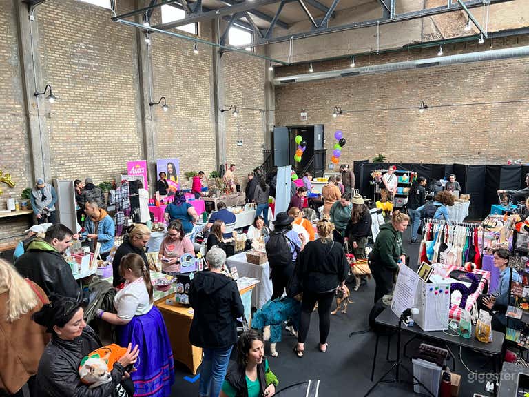  Loft industrial urbano con ladrillo expuesto en el Northside de Chicago 