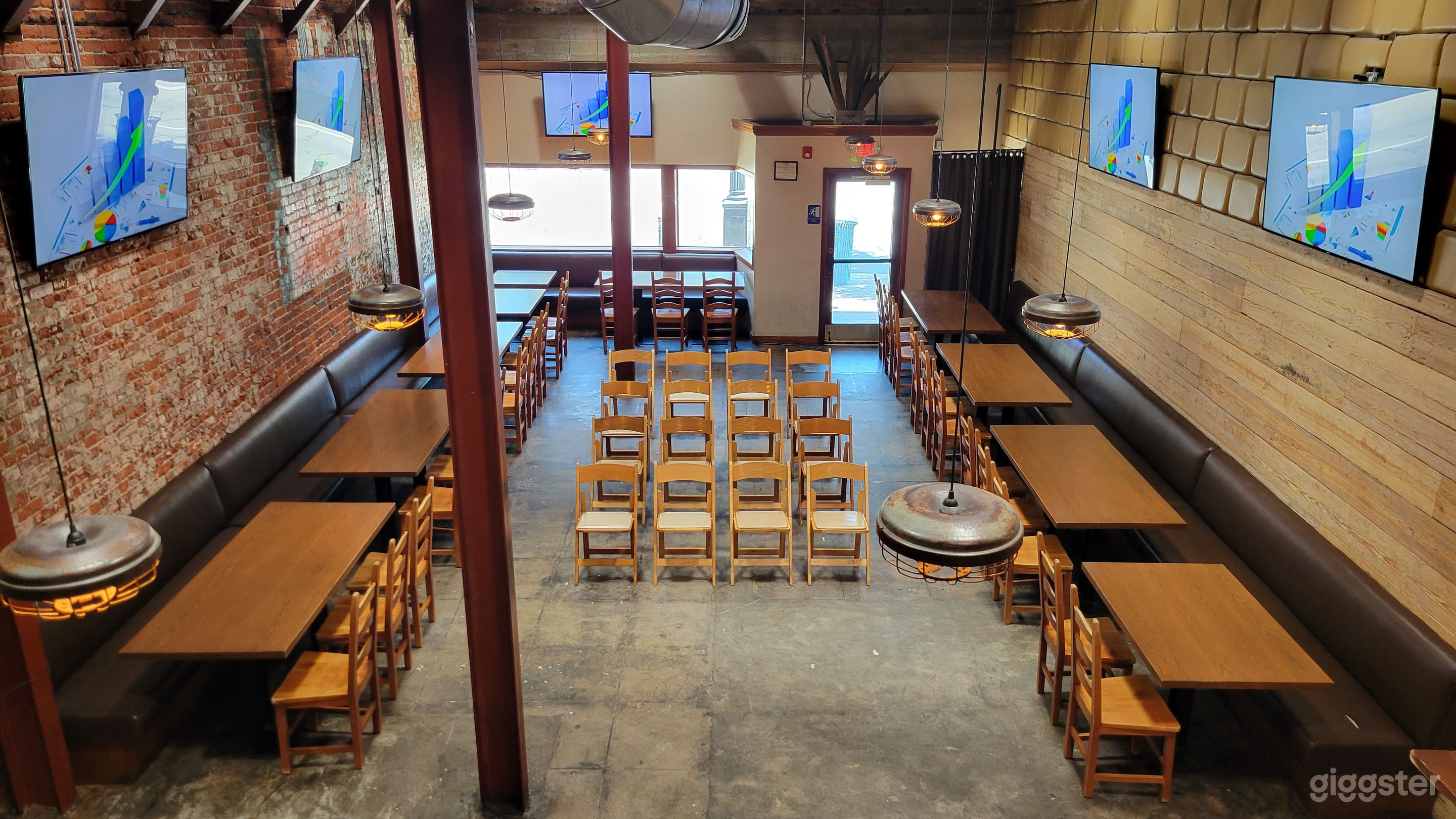 Rustic Space in Historic Downtown Photo 3