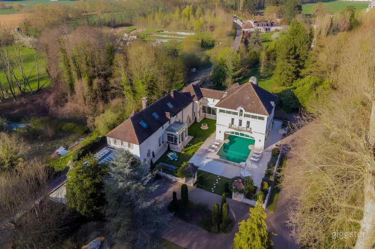  Le domaine du cheval blanc 