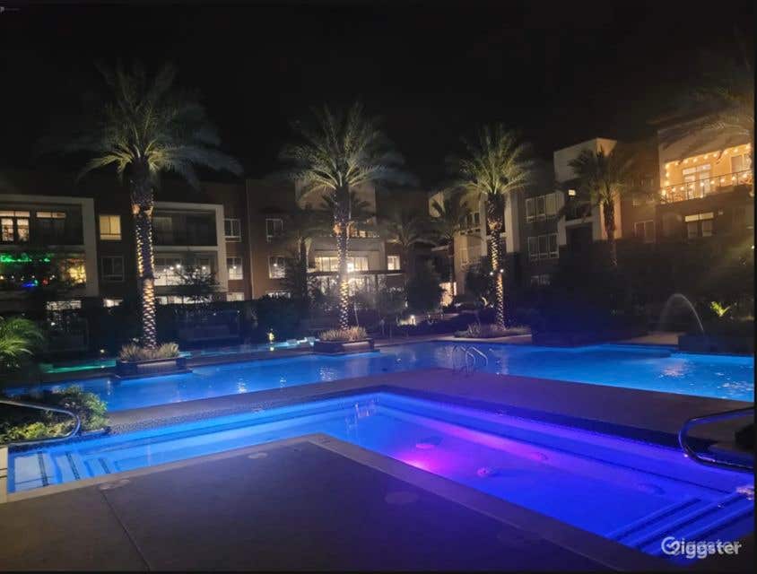 Luxurious Pool Day Photo 2