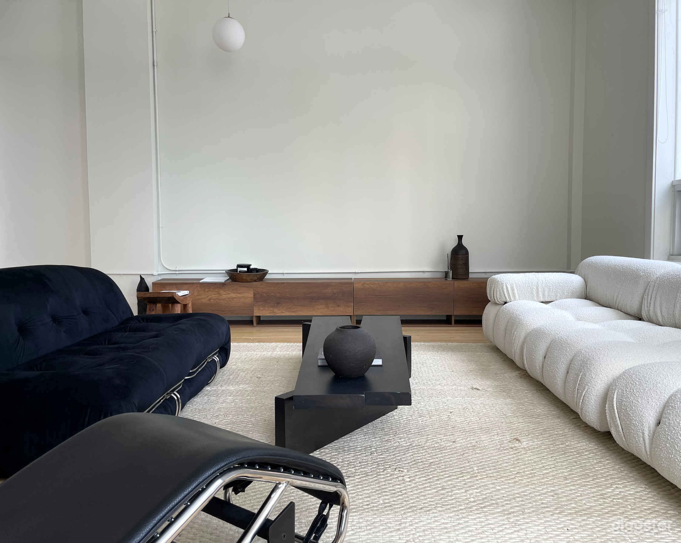 Bright Modern Lifestyle Loft Studio Photo 1