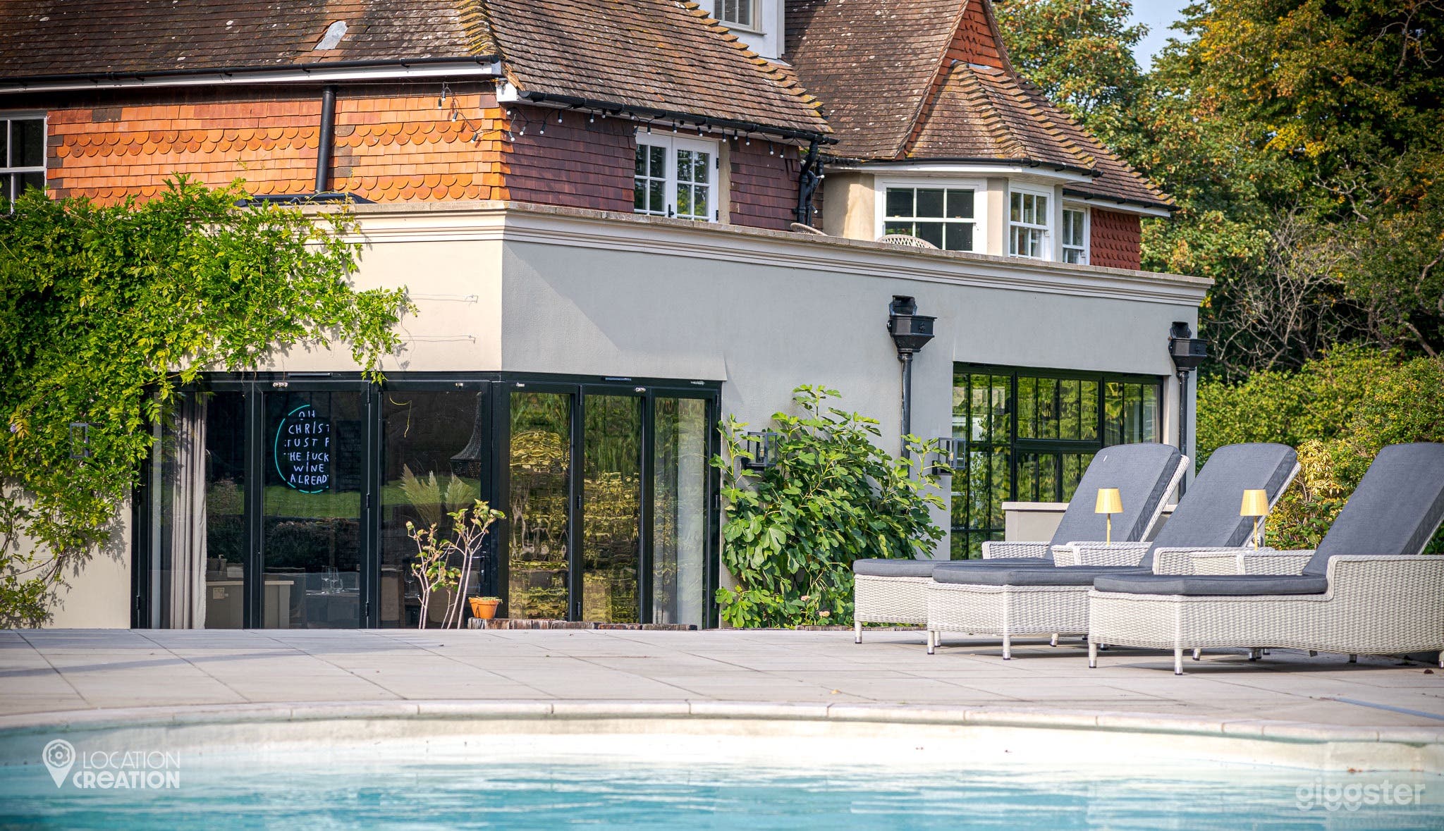 Grand Country House Photo 3