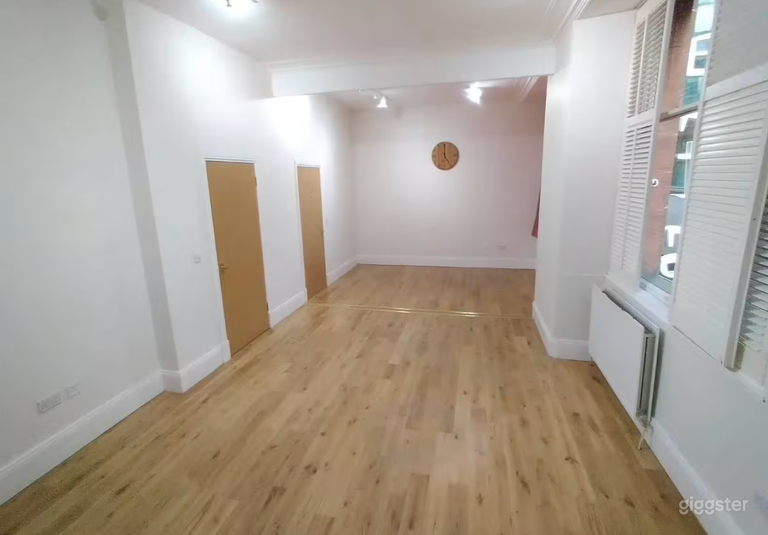  Function Room with dimmable lights 