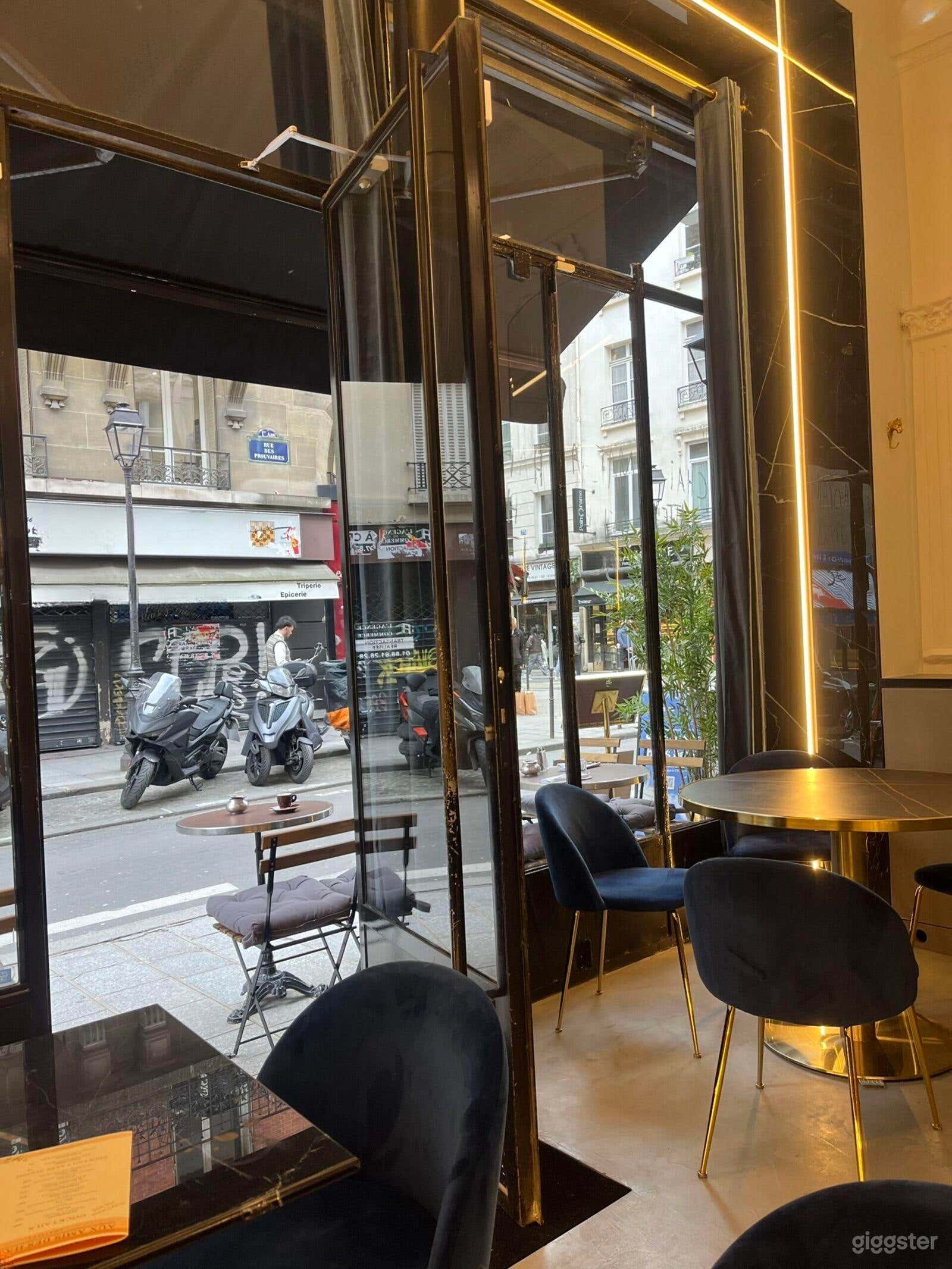 Photo de Restaurant français authentique avec une atmosphère cosy 4
