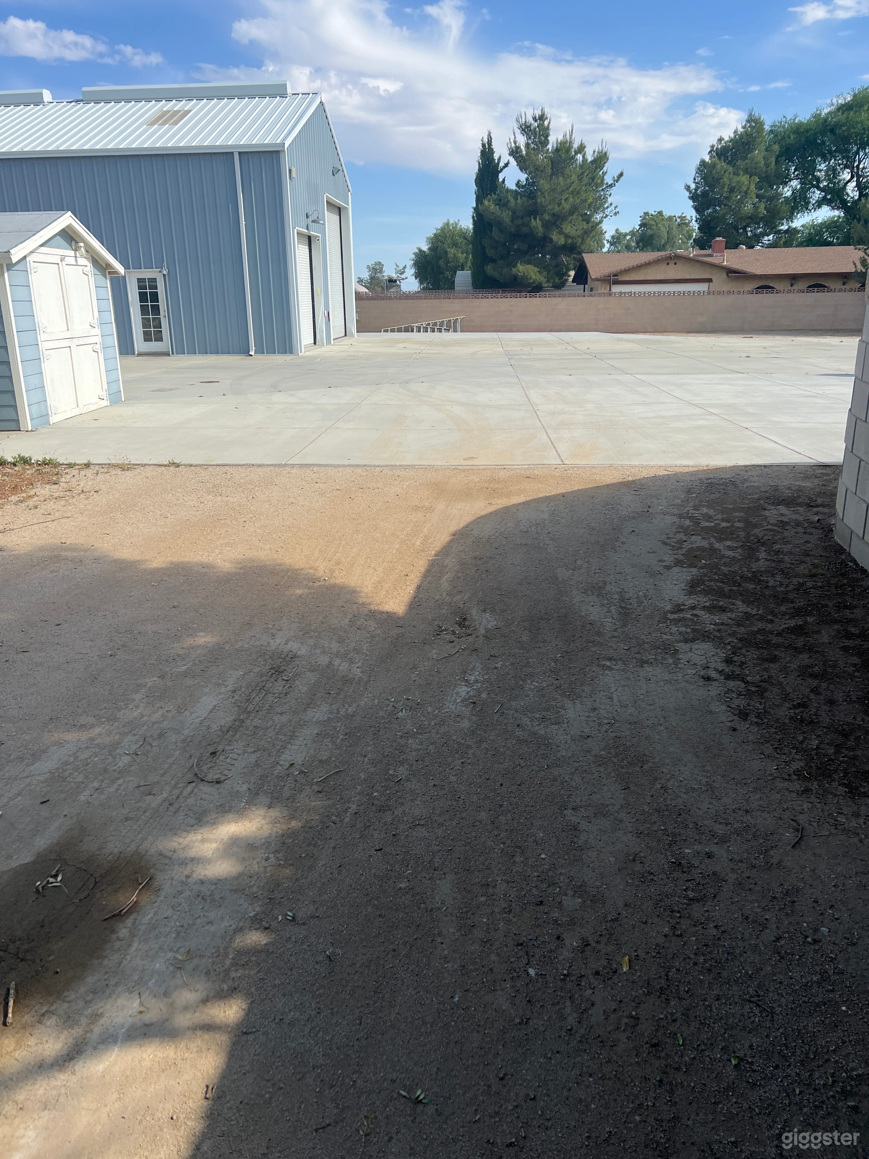 Single family home w Converted Loft Photo 3